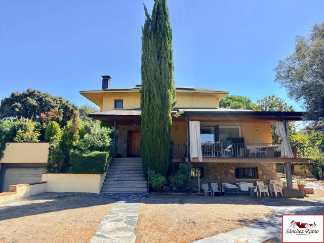 Casa chalet en Venta en Colonia