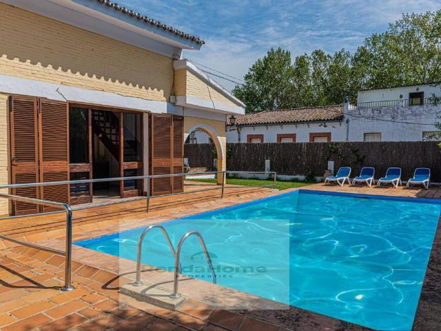 Casa chalet en Venta en Cortes de la Frontera