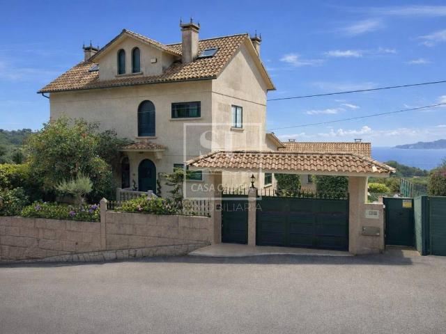 Casa chalet en Venta en Coruxo Oia Saiáns