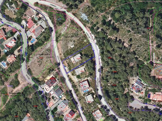 Casa chalet en Venta en Corbera de Llobregat
