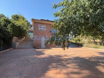 Casa chalet en Venta en Corbera de Llobregat