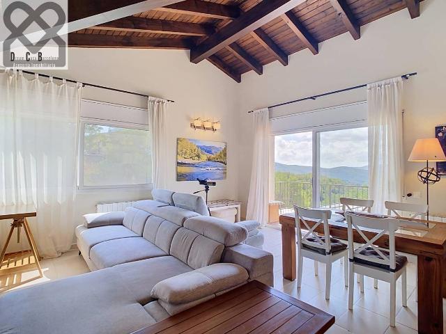 Casa chalet en Venta en Corbera de Llobregat