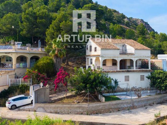 Casa chalet en Venta en Corbera