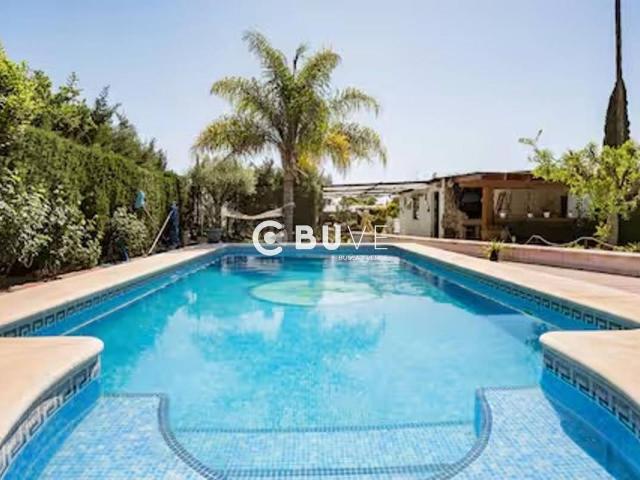 Casa chalet en Venta en Coria del Río