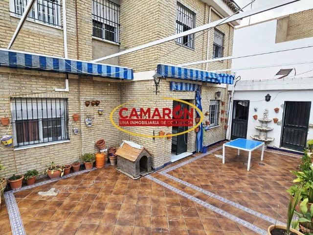 Casa chalet en Venta en Coria del Río