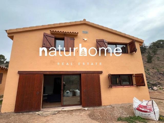 Casa chalet en Venta en Cornudella de Montsant