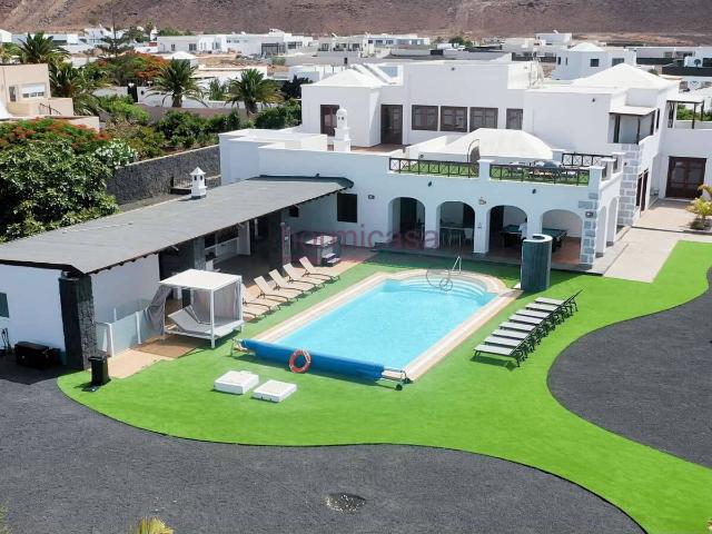 Casa chalet en Venta en Costa Teguise