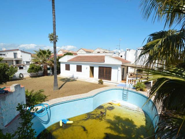 Casa chalet en Venta en Costa Norte