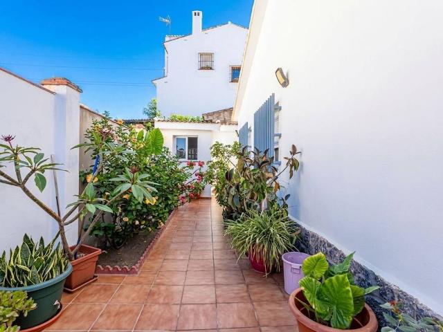 Casa chalet en Venta en Cotomar