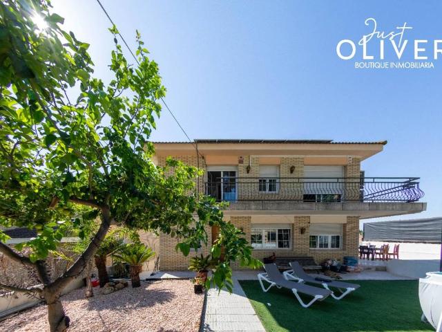 Casa chalet en Venta en Covamar