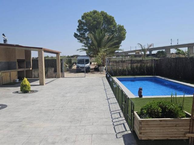 Casa chalet en Venta en Crevillent