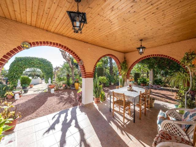 Casa chalet en Venta en Crevillent