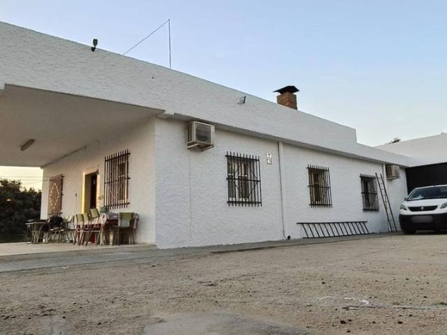 Casa chalet en Venta en Crevillent