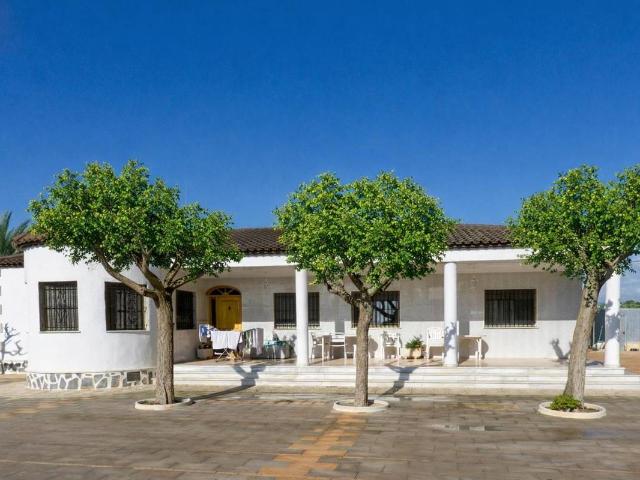 Casa chalet en Venta en Crevillent