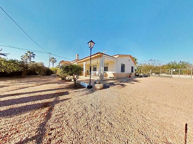 Casa chalet en Venta en Crevillent