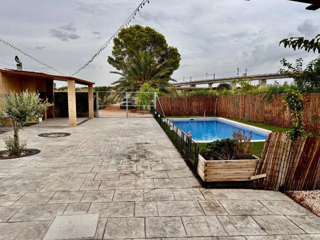 Casa chalet en Venta en Crevillent