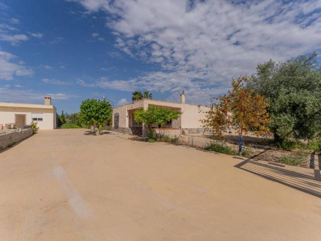 Casa chalet en Venta en Crevillent