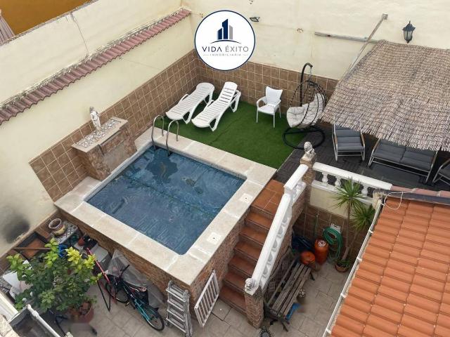 Casa chalet en Venta en Ctra. Circunvalación La Magdalena