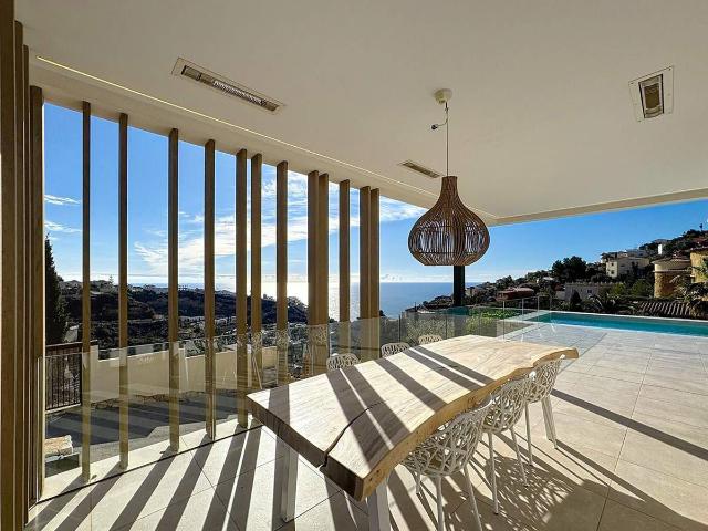Casa chalet en Venta en Cumbre del Sol