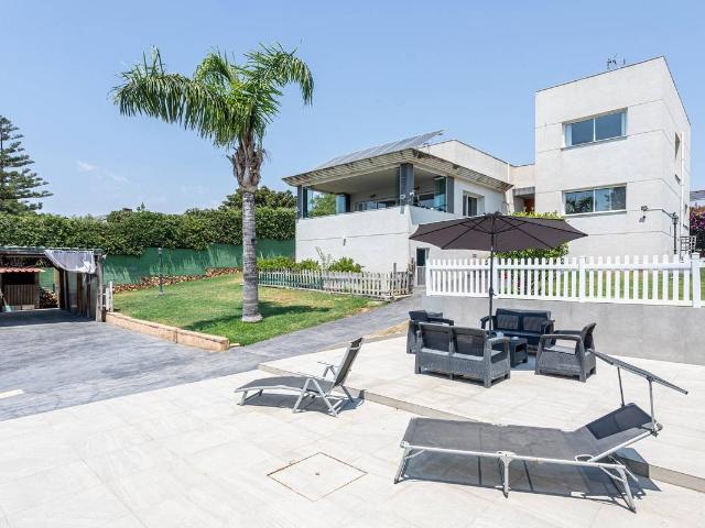 Casa chalet en Venta en Cumbres de Calicanto
