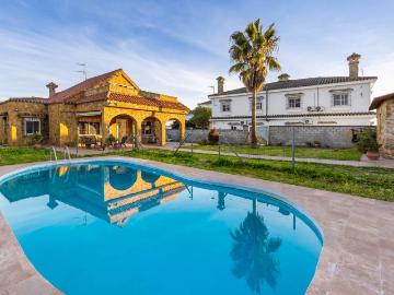 Casa chalet en Venta en Cuatro Pinos El Carmen