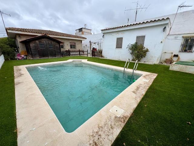 Casa chalet en Venta en Cuatro Pinos El Carmen