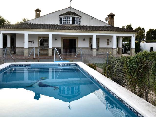 Casa chalet en Venta en Cuatro Pinos El Carmen
