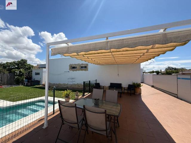Casa chalet en Venta en Cuatro Pinos El Carmen