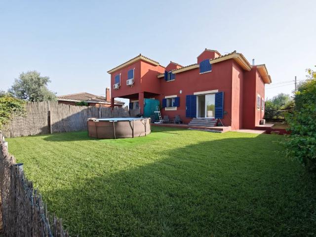 Casa chalet en Venta en Cuatro Pinos El Carmen