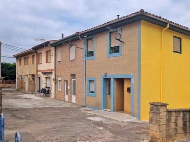 Casa chalet en Venta en Cueto