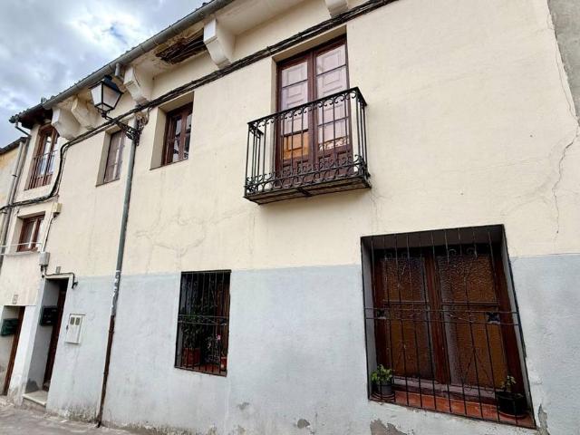 Casa chalet en Venta en Cuéllar