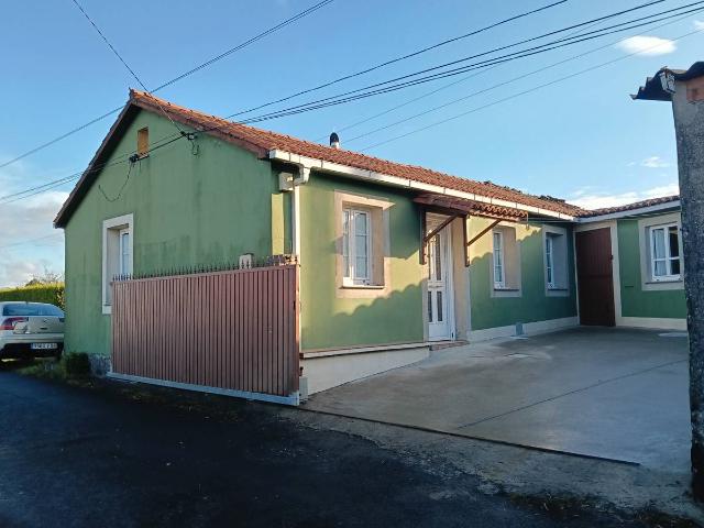 Casa chalet en Venta en Curtis