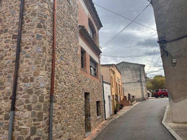 Casa chalet en Venta en Darnius