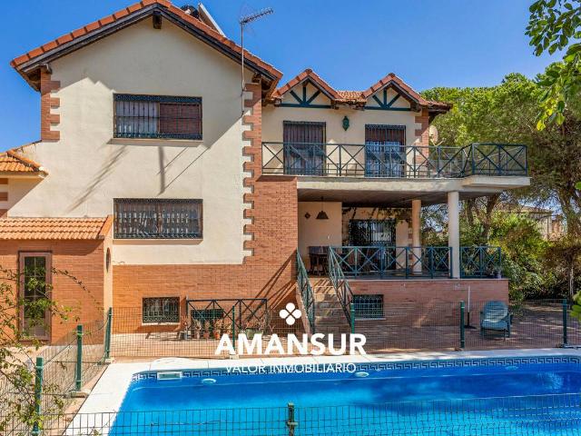 Casa chalet en Venta en Dehesa Monacilla