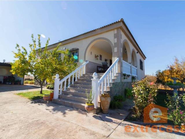 Casa chalet en Venta en Dehesilla de Calamón Campomanes
