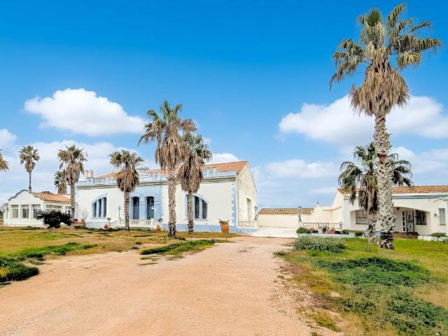 Casa chalet en Venta en Deltebre