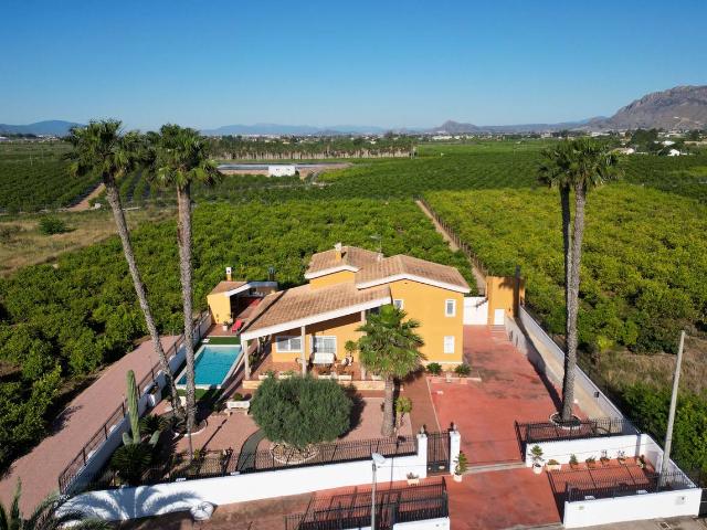 Casa chalet en Venta en Desamparados Hurchillo Torremendo
