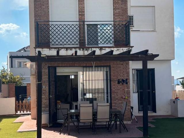 Casa chalet en Venta en Dílar