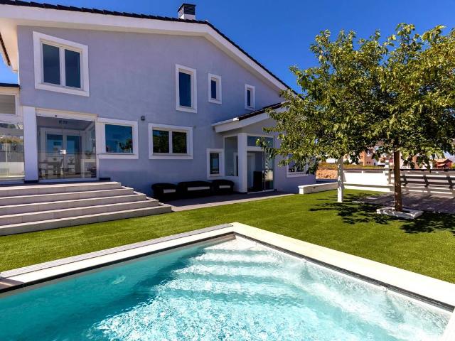Casa chalet en Venta en Dílar
