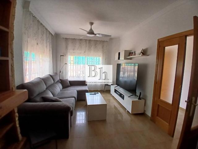 Casa chalet en Venta en Distrito Zeta Recinto Ferial Cortijo de Torres