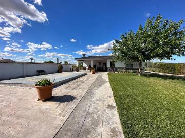 Casa chalet en Venta en Don Benito