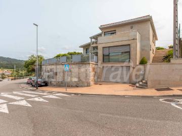 Casa chalet en Venta en Dorrón