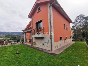 Casa chalet en Venta en Dorrón