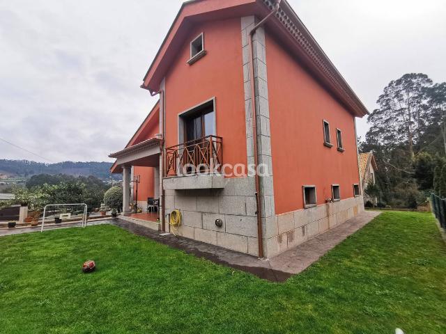 Casa chalet en Venta en Dorrón