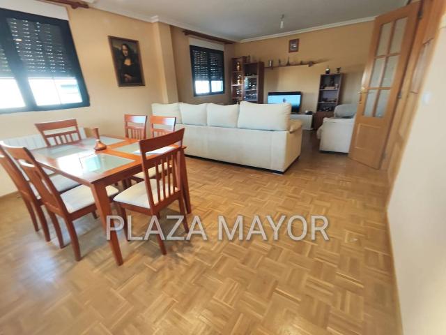 Casa chalet en Venta en Doñinos de Salamanca