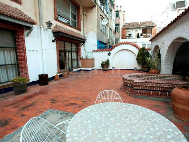 Casa chalet en Venta en Eixample