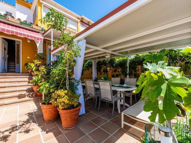 Casa chalet en Venta en El Tomillar