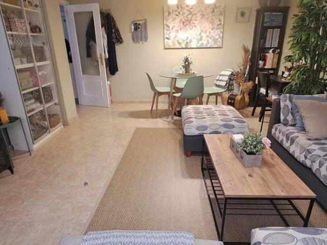 Casa adosada en Venta en El Vallejo