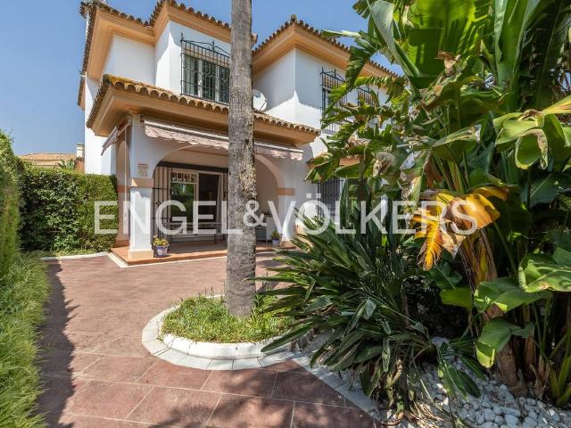 Casa chalet en Venta en El Zaudín Club de Golf
