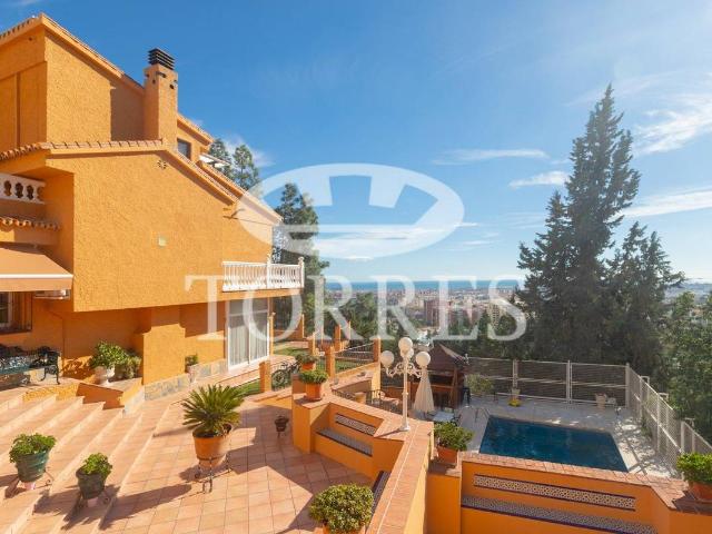 Casa chalet en Venta en El Atabal